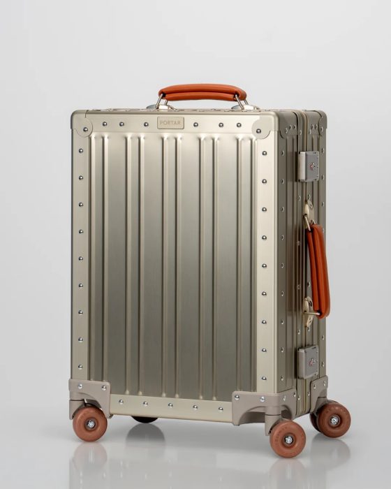Lucent-Carry-On-Gold-Perspective